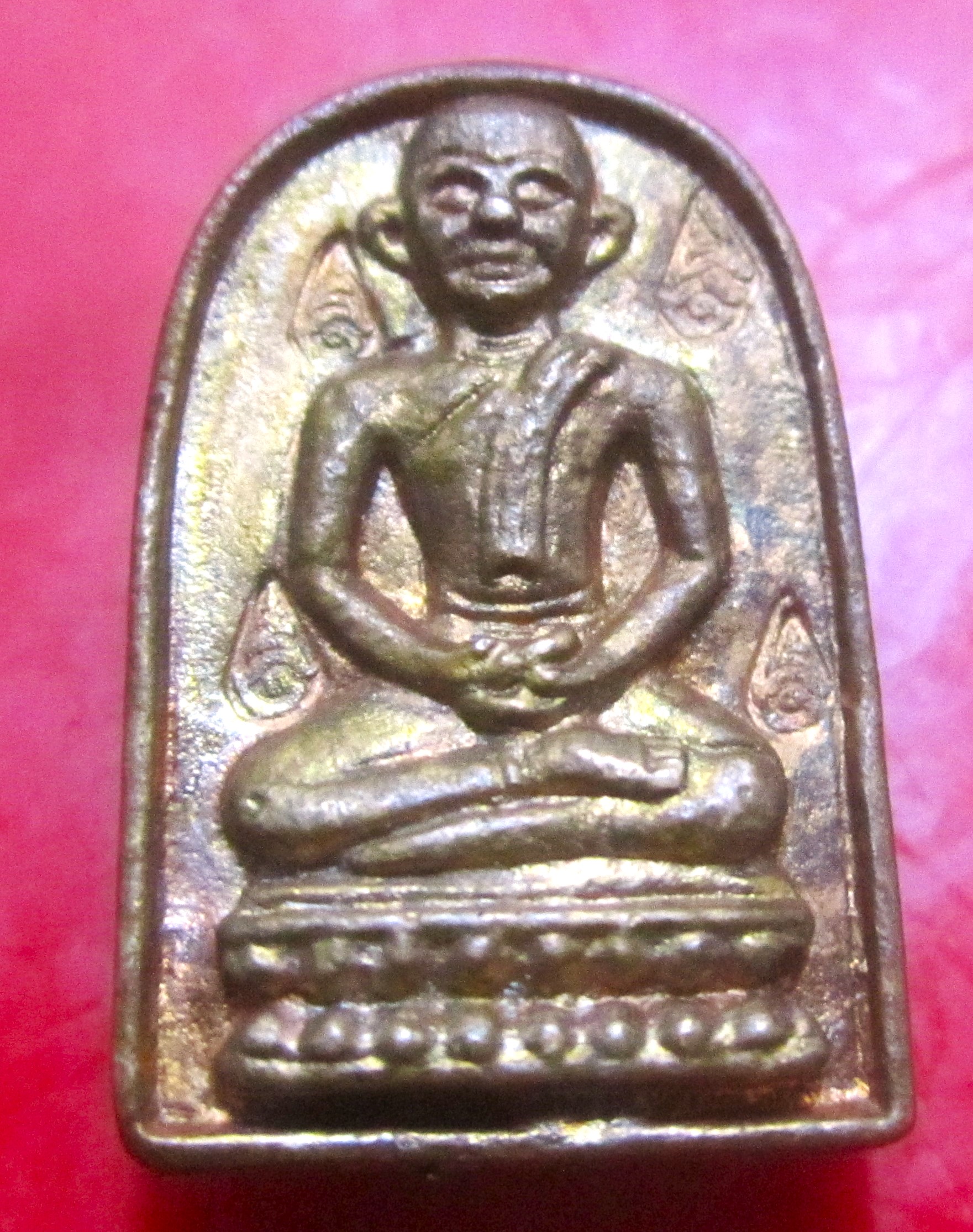 เหรียญพระพุทธซุ้มกอ เนื้อโลหะ ตอกโค๊ด 5 โค๊ด อุนาโลม ไม่ทราบที่สวย