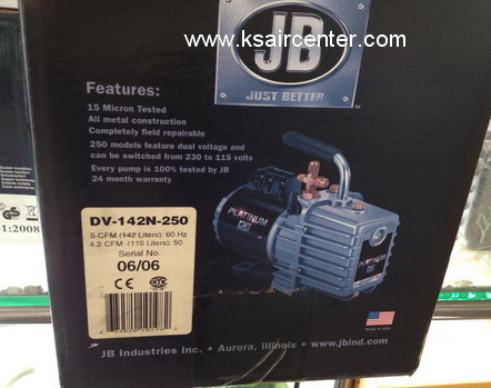 เครื่องแวคคั่ม J/B รุ่น DV-142N-250