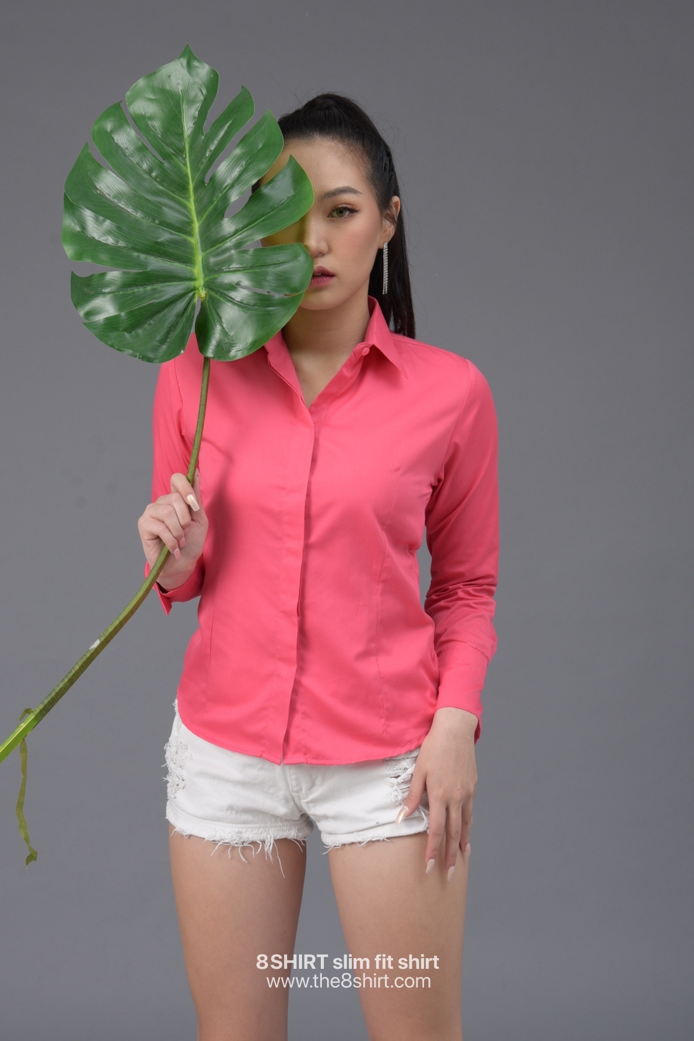 เสื้อเชิ้ตผู้หญิง ชมพูสด (HOT PINK) สลิมฟิต เข้ารูป แขนยาว เสื้อเชิ้ตทำงาน เสื้อยูนิฟอร์ม แบรนด์ 8SHIRT slim fit shirt พร้อมส่ง