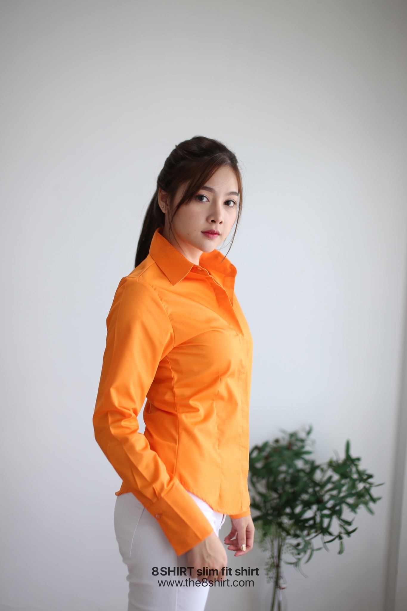 เสื้อเชิ้ตผู้หญิง สีส้มสด (Orange Summer) สลิมฟิต เข้ารูป แขนยาว เสื้อเชิ้ตทำงาน เสื้อยูนิฟอร์ม แบรนด์ 8SHIRT slim fit shirt พร้อมส่ง