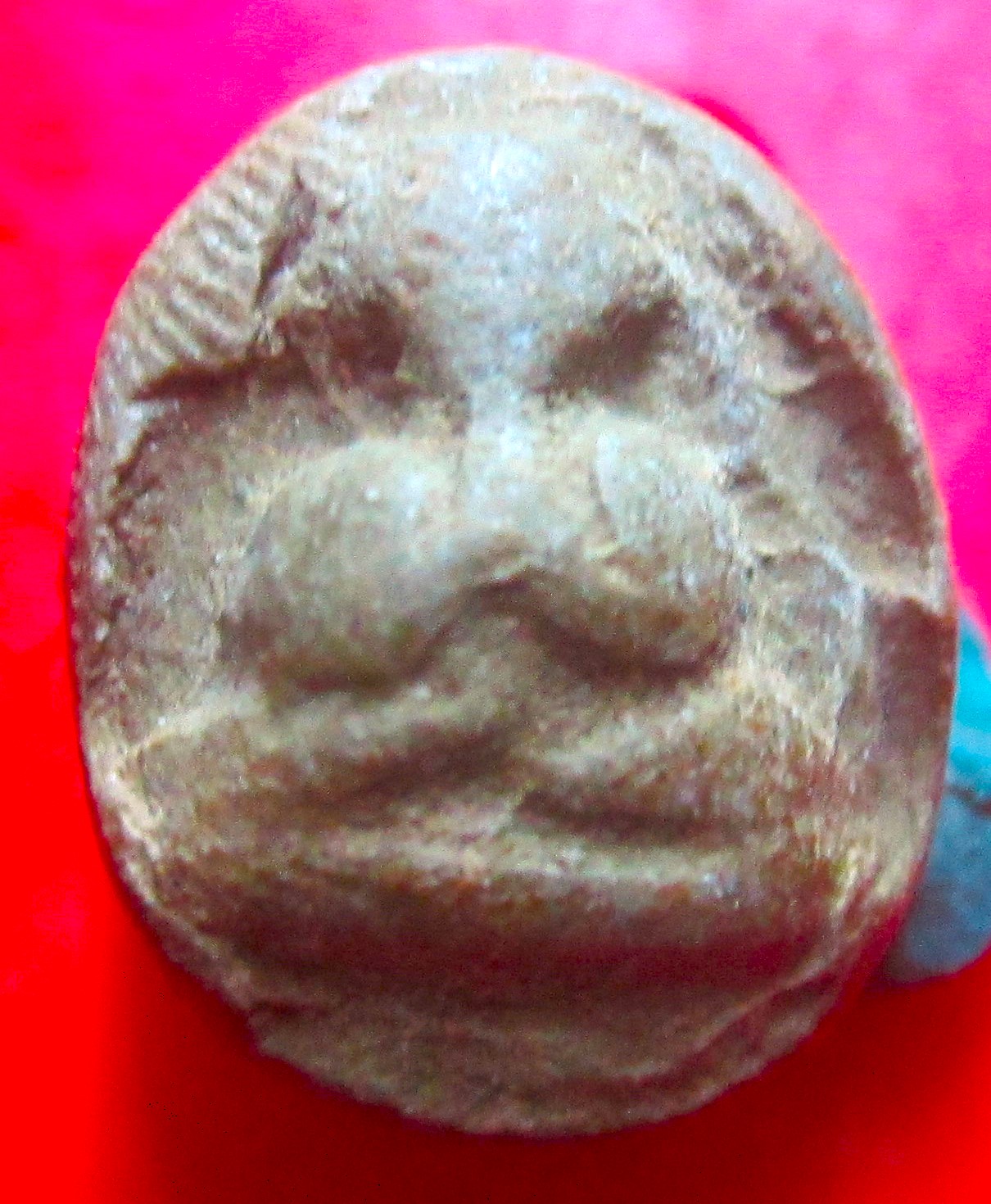 พระปิดตา เนื้อผงมวลสาร ไม่ทราบที่