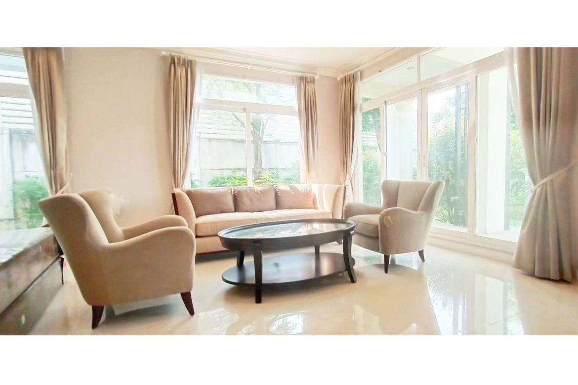 บ้านเดี่ยว เดอะ พาลาซโซ่ ราษฎร์บูรณะ 27mb THE PALAZZO RATBURANA 2 ชั้น เนื้อที่ : 102.6 พื้นที่ใช้สอย : 320 ห้องนอน : 3