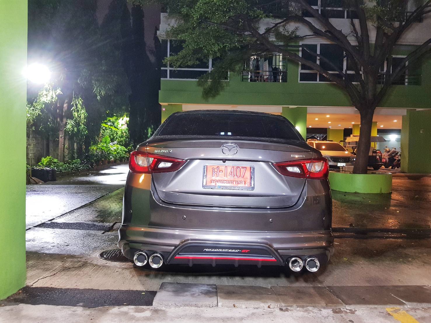 9Speed 2 GT by Jap VS Mazda2(4Drs.)'2020-ปัจจุบัน[ล้ำเกินใคร เชิญคุณสัมผัสแล้วที่นี้]