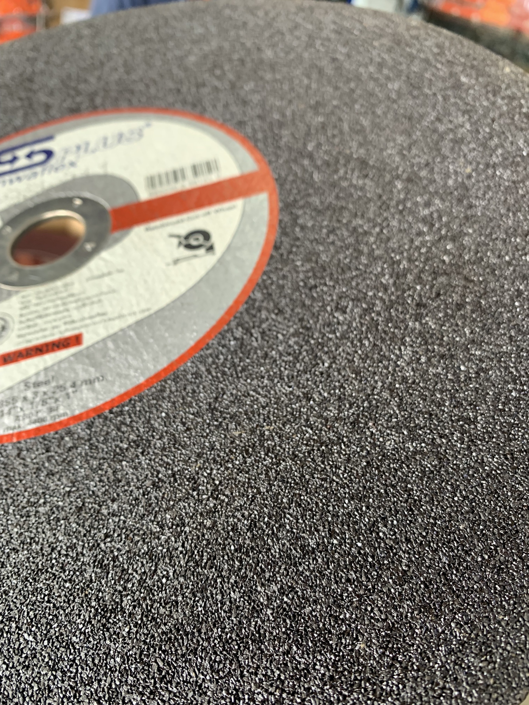 แผ่นตัดไฟเบอร์ดำ SANWAFLEX 14นิ้ว (ใบดำ)