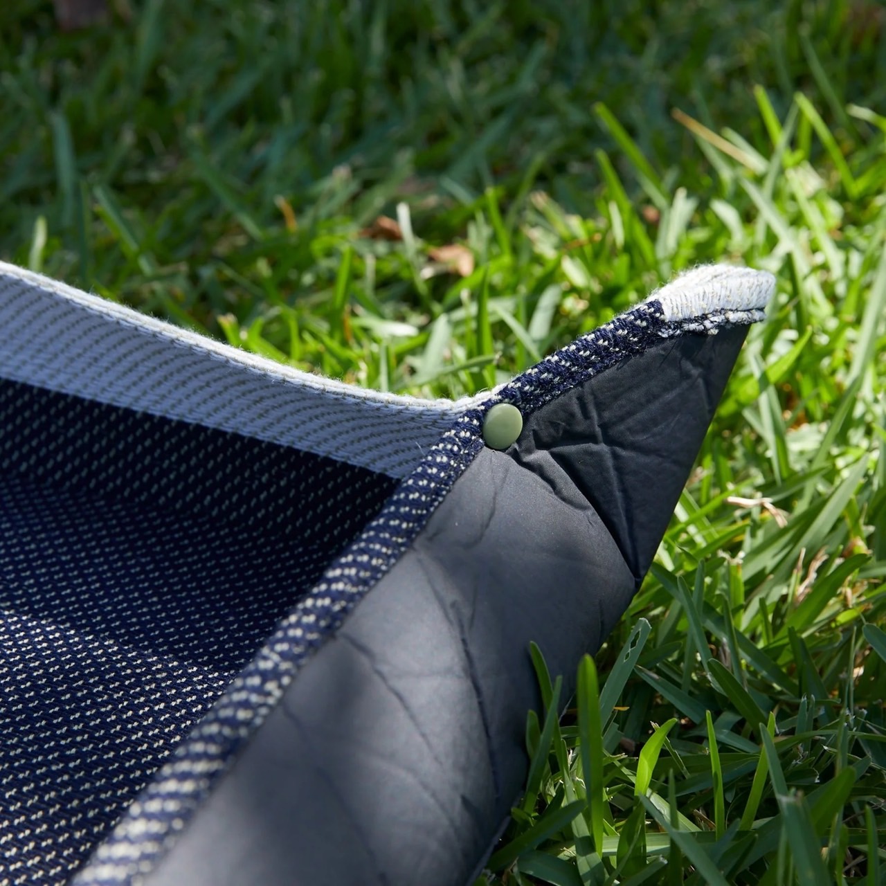 CM JP Leisure Sheet Deluxe (Purple Red)