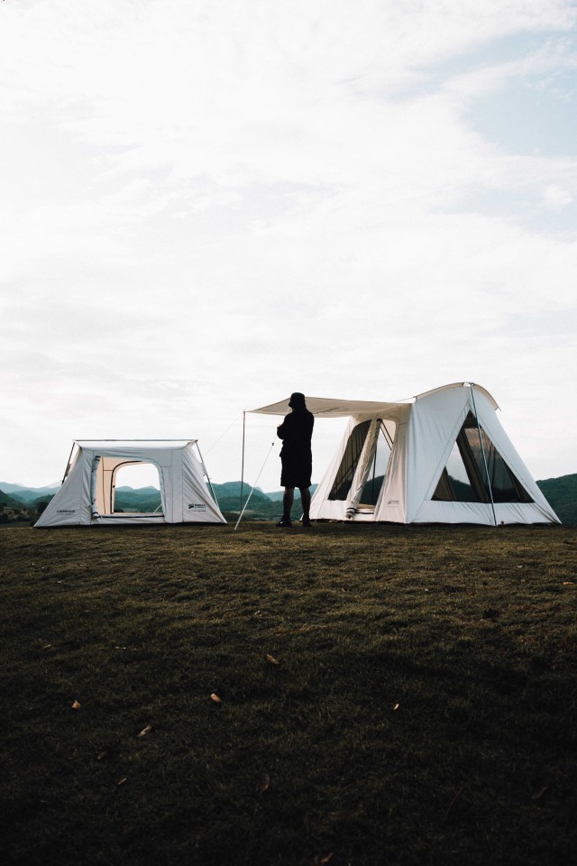 Kodiak Canvas x Carnival 8.5x6 ft. Flex-Bow VX Canvas Tent Collection 2023 White