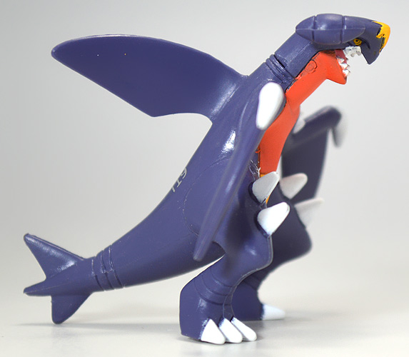 Garchomp ของแท้ JP - Monster Collection Takara Tomy [โมเดลโปเกมอน]