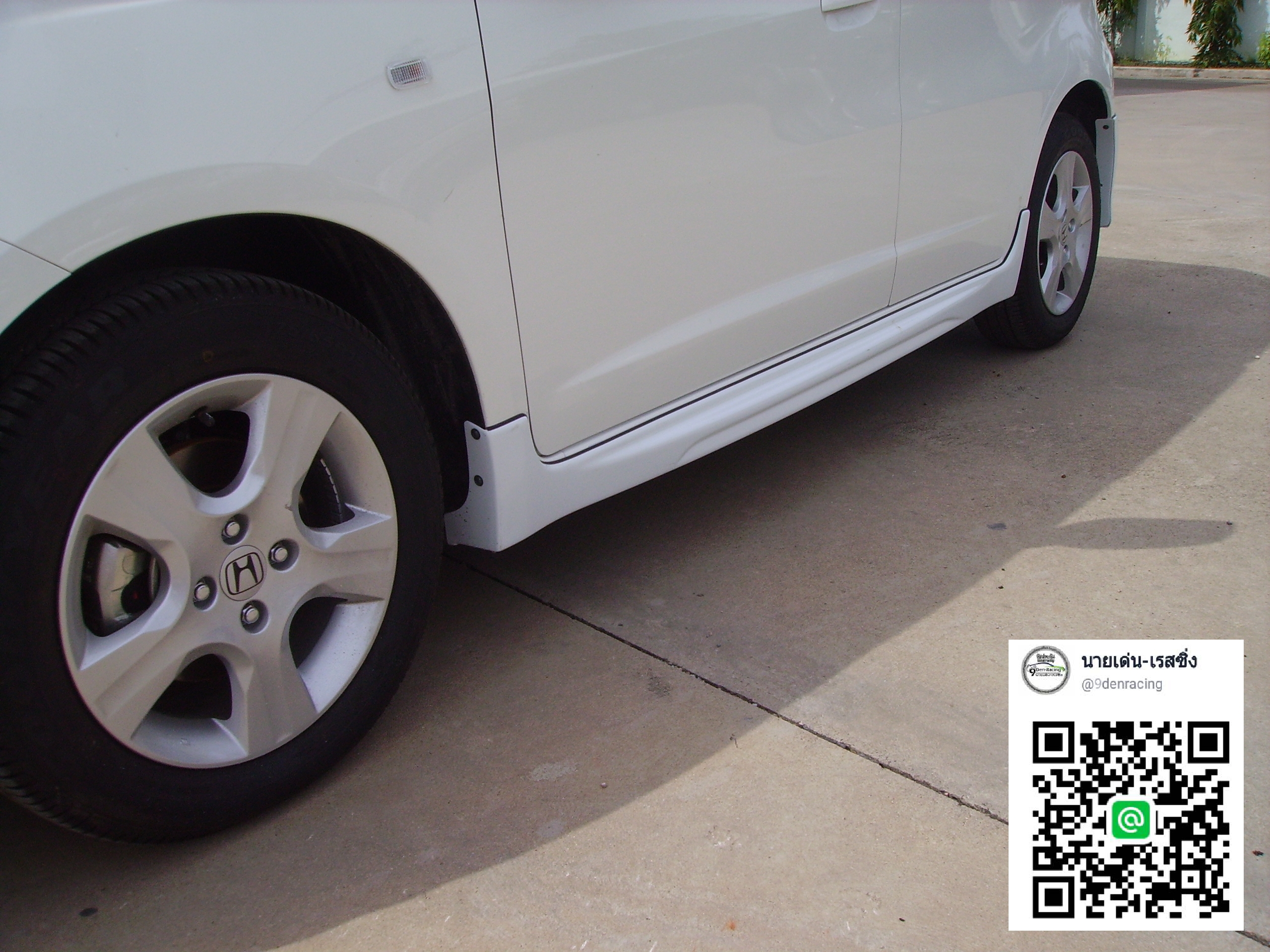 9DEN&RB-ทรงMODOLO VS HONDA JAZZ'08-10 [ถึงปีเก่าแต่ก็ยังเก๋าอยู่]