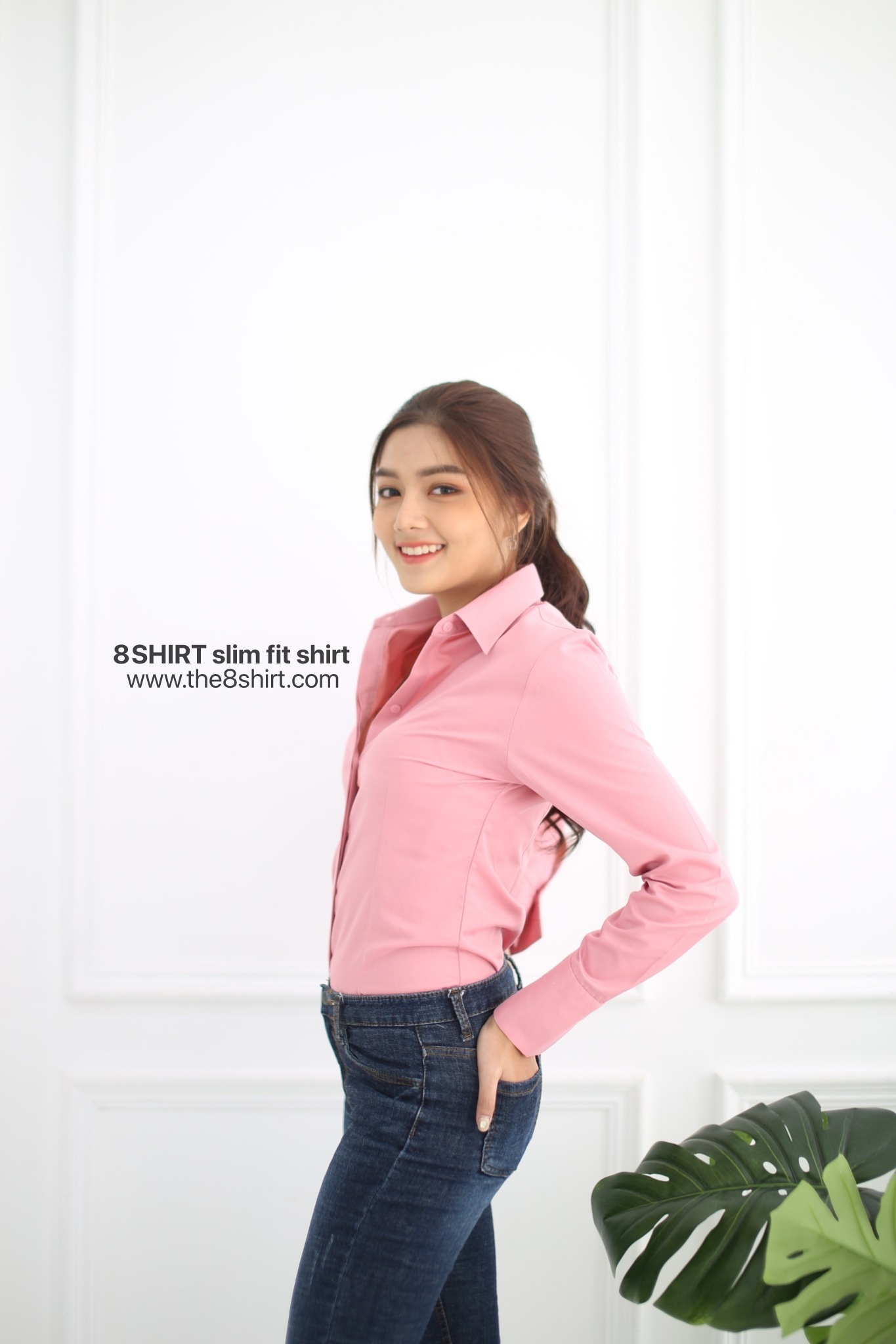 เสื้อเชิ้ตผู้หญิง ชมพูกะปิ (Solf Pink) สลิมฟิต เข้ารูป แขนยาว เสื้อเชิ้ตทำงาน เสื้อยูนิฟอร์ม แบรนด์ 8SHIRT slim fit shirt พร้อมส่ง