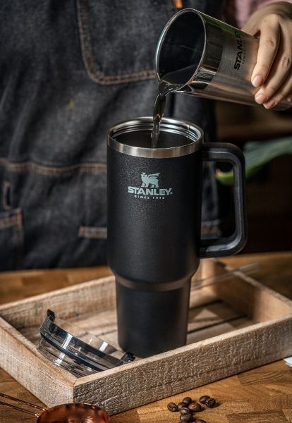 Adventure Quencher Tumbler 40Oz Black