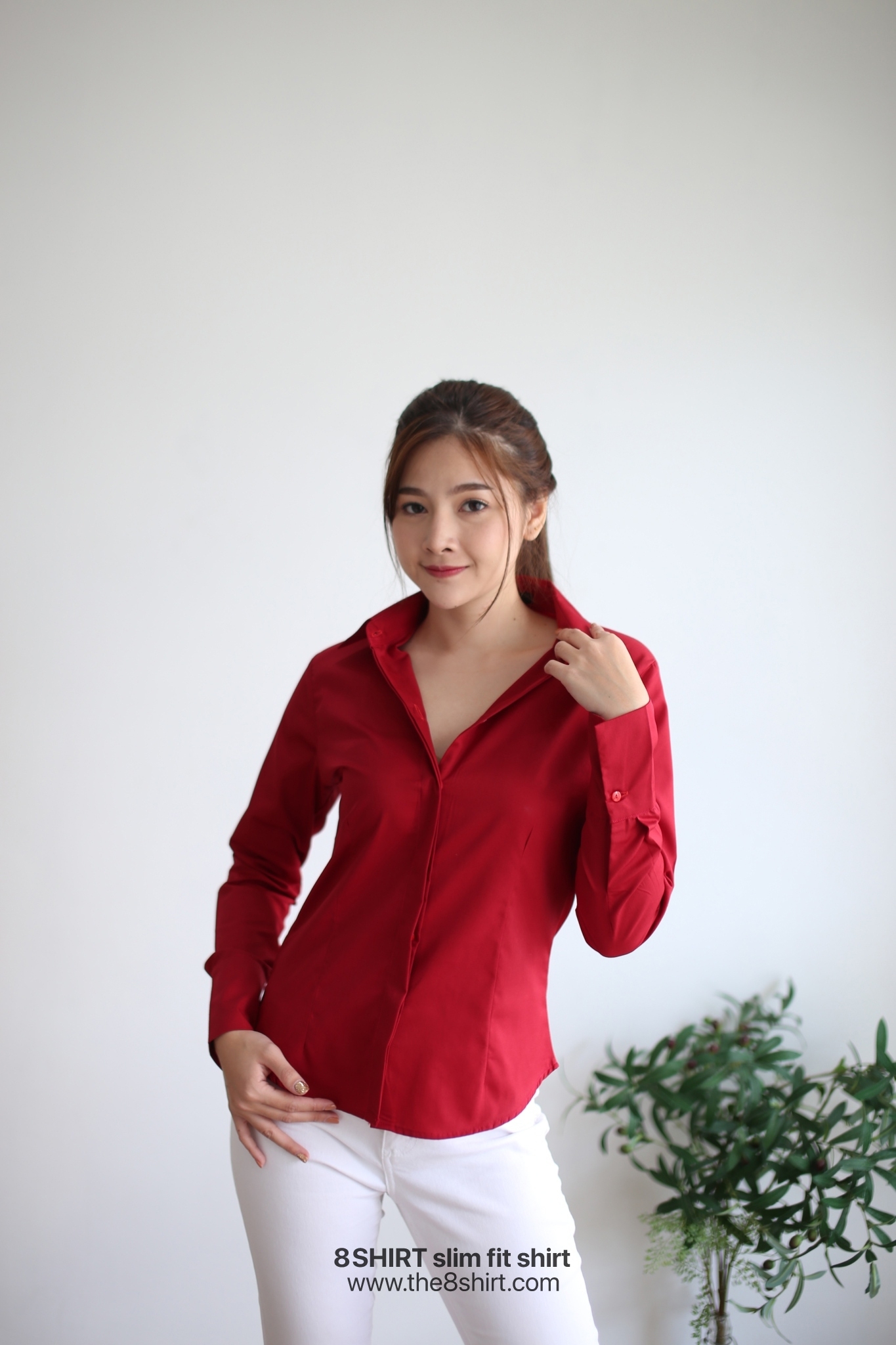 เสื้อเชิ้ตผู้หญิง แดงเลือดนก (Maroon Red) สลิมฟิต เข้ารูป แขนยาว เสื้อเชิ้ตทำงาน เสื้อยูนิฟอร์ม แบรนด์ 8SHIRT slim fit shirt พร้อมส่ง