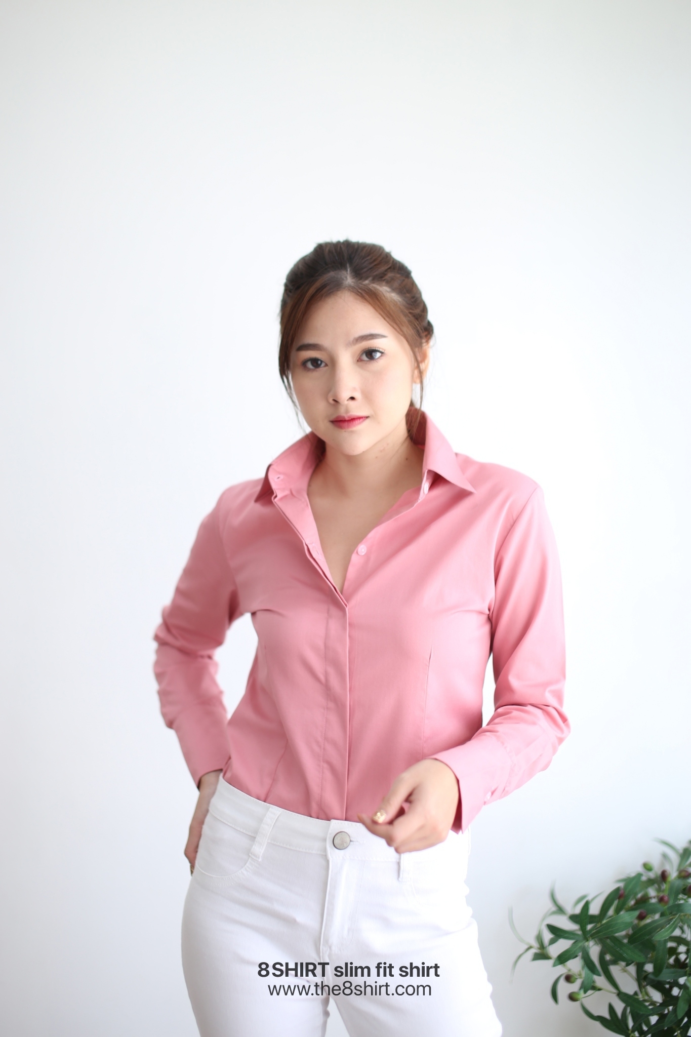 เสื้อเชิ้ตผู้หญิง ชมพูกะปิ (Solf Pink) สลิมฟิต เข้ารูป แขนยาว เสื้อเชิ้ตทำงาน เสื้อยูนิฟอร์ม แบรนด์ 8SHIRT slim fit shirt พร้อมส่ง