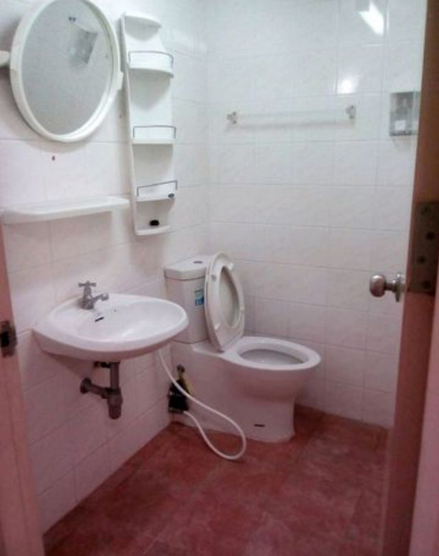 คอนโดขาย-ให้เช่า The Viva Condo Petchkasem 68 (เดอะ วีว่า คอนโด เพชรเกษม 68) 47.41 ตรม. ชั้น5 วิวสระว่ายน้ำ 2 ห้องนอน 1 ห้องน้ำ ราคา 13,000 บาท/เดือน หรือขายราคา 2,900,000 บาท