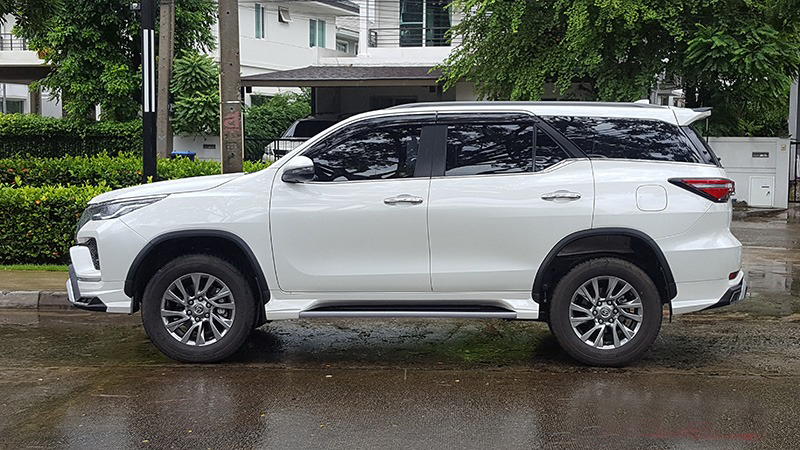 Vazooma-Luxury By TMC VS Toyota All New Fortuner'2020-On [พิเศษให้เยอะกว่าใคร...พบได้แล้วที่นี่]