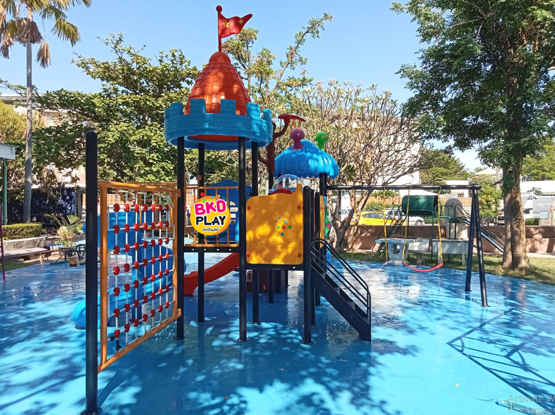 เครื่องเล่นสนามกลางแจ้ง ชุดหลังคาเห็ดพร้อมปีนป่ายชิงช้า เครื่องเล่นสนามกลางแจ้ง ในร่ม งบสพฐ. สนามเด็กเล่น