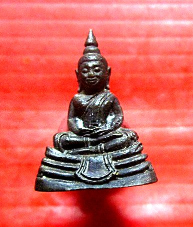 พระรูปหล่อ หลวงพ่อโสธร ก้นตอกเลข5 พระแท้ไม่ทราบที่