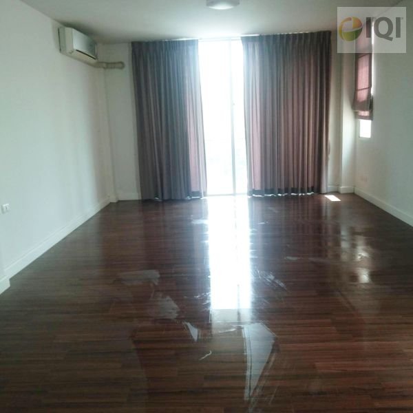 ขาย โฮมออฟฟิศ 3.5 ชั้น ม.ทาวน์พลัส ประชาอุทิศ แปลงมุม ถนนประชาอุทิศ - เนื้อที่ 18 ตร.ว. พื้นที่ 245 ตร.ม. - ขนาด 3 ห้องนอน 3 ห้องน้ำ 1 ห้องรับแขก