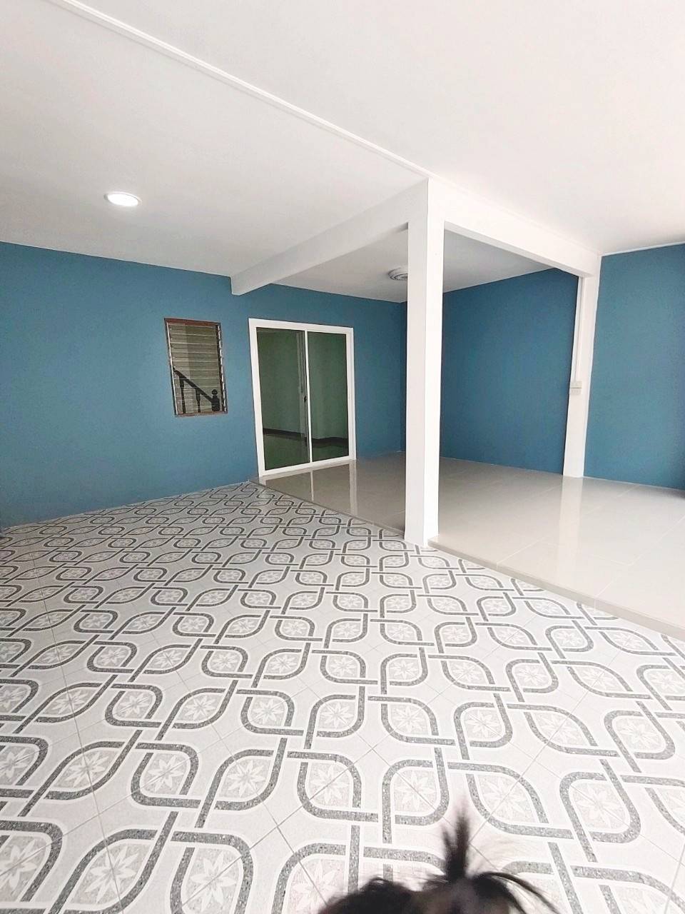 ขายทาวน์เฮ้าส์ 2 ชั้น 21 ตร.ว หน้ากว้าง 6เมตร ตกแต่งใหม่ พร้อมอยู่ ซ.เลียบคลองสอง 27 ใกล้แฟชั่นไอแลนด์