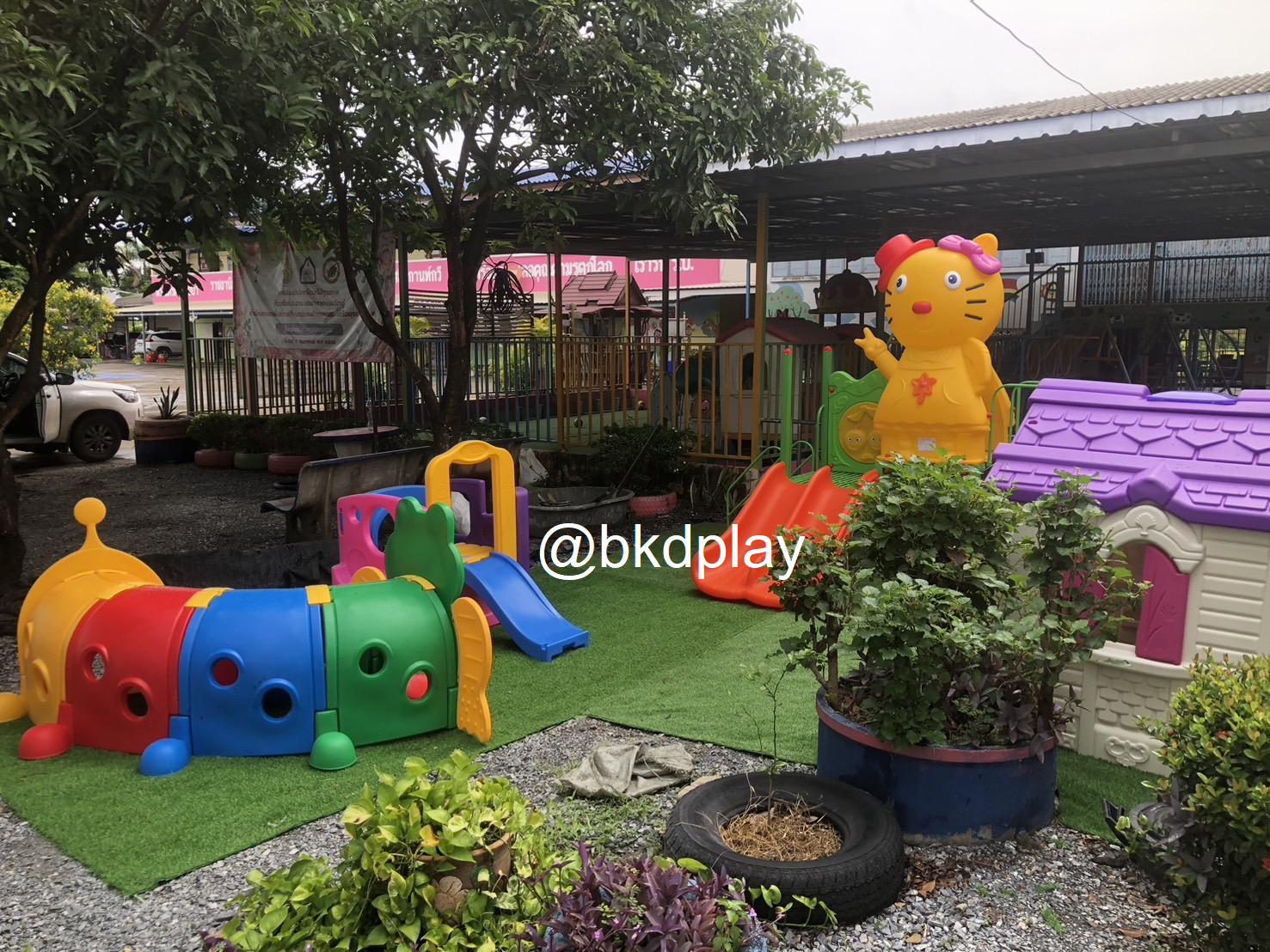 เครื่องเล่นสนามกลางแจ้งชุดแมวน้อยกับพ้องเพื่อน, กระดานลื่น, ,ของเล่น,ครุภัณฑ์สนามเด็กเล่น, สพฐ,โครงการโรงเรียนประชารัฐ playground,สไลเดอร์,ของเล่นเสริมพัฒนาการ,เครื่องเล่นสนาม, สนามเด็กเล่น ขนาด 180x300x210 ซม.