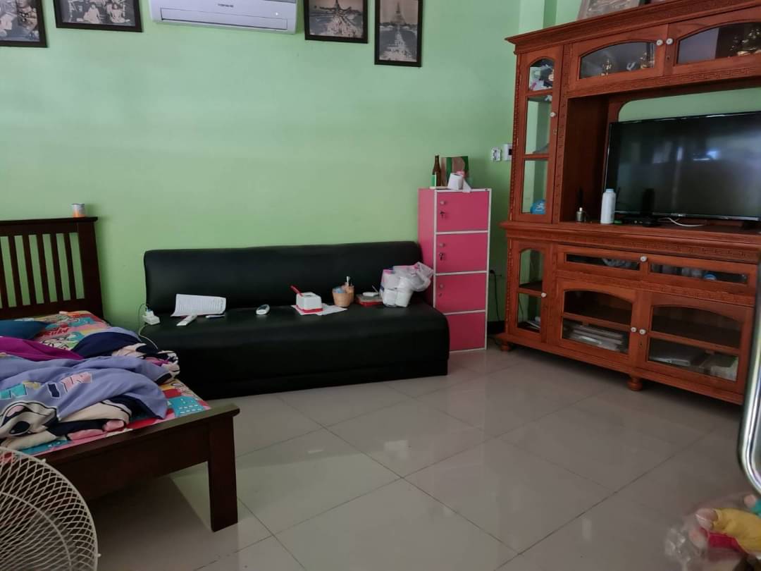 ขายอาคารพานิชย์ 3 ชั้น เนื้อที่ 44.5 ตรว, 6 ห้องนอน ต.บ่อพลับ อ.เมือง จ.นครปฐม