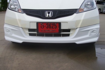 9DEN&RB-ทรงMUGEN VS HONDA JAZZ'2011 MINOR CHANGE [ถึงปีเก่าแต่ก็ยังเก๋าอยู่]