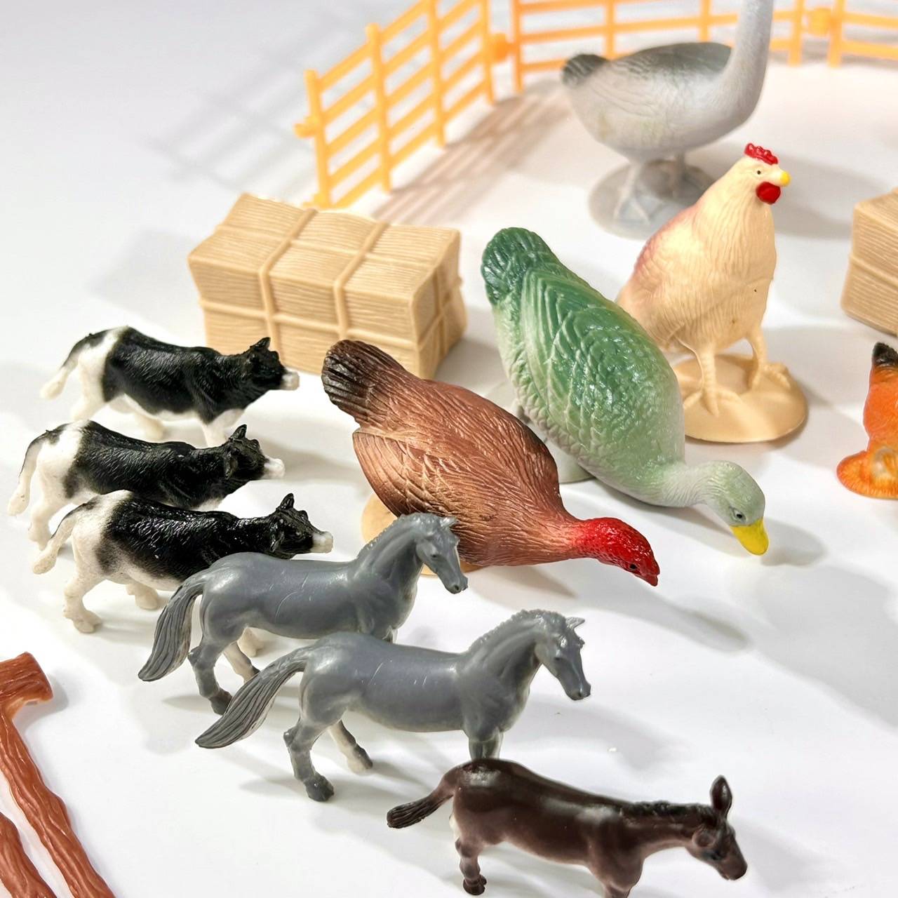 โมเดลฟาร์มสัตว์, ของเล่นสัตว์เลี้ยง, สัตว์พลาสติก, สื่อการสอนปฐมวัย, ของเล่นเด็กอนุบาล, พร้อมส่ง