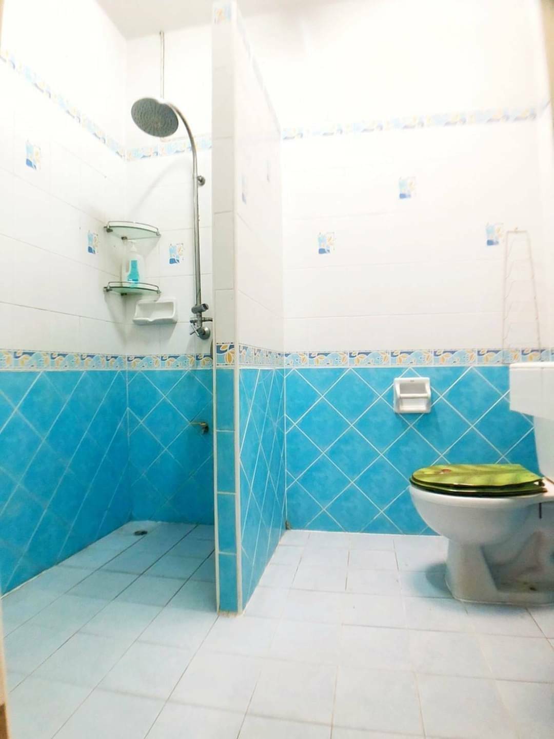 ขายทาวน์เฮ้าส์ 2ชั้น เนื้อที่ 22 ตร.ว. ม.เพชรเกษม 2 ใต้ ซ.เพชรเกษม 55/2 ใกล้เดอะมอลล์บางแค และรถไฟฟ้าMRTหลักสอง เพียง 2กม.