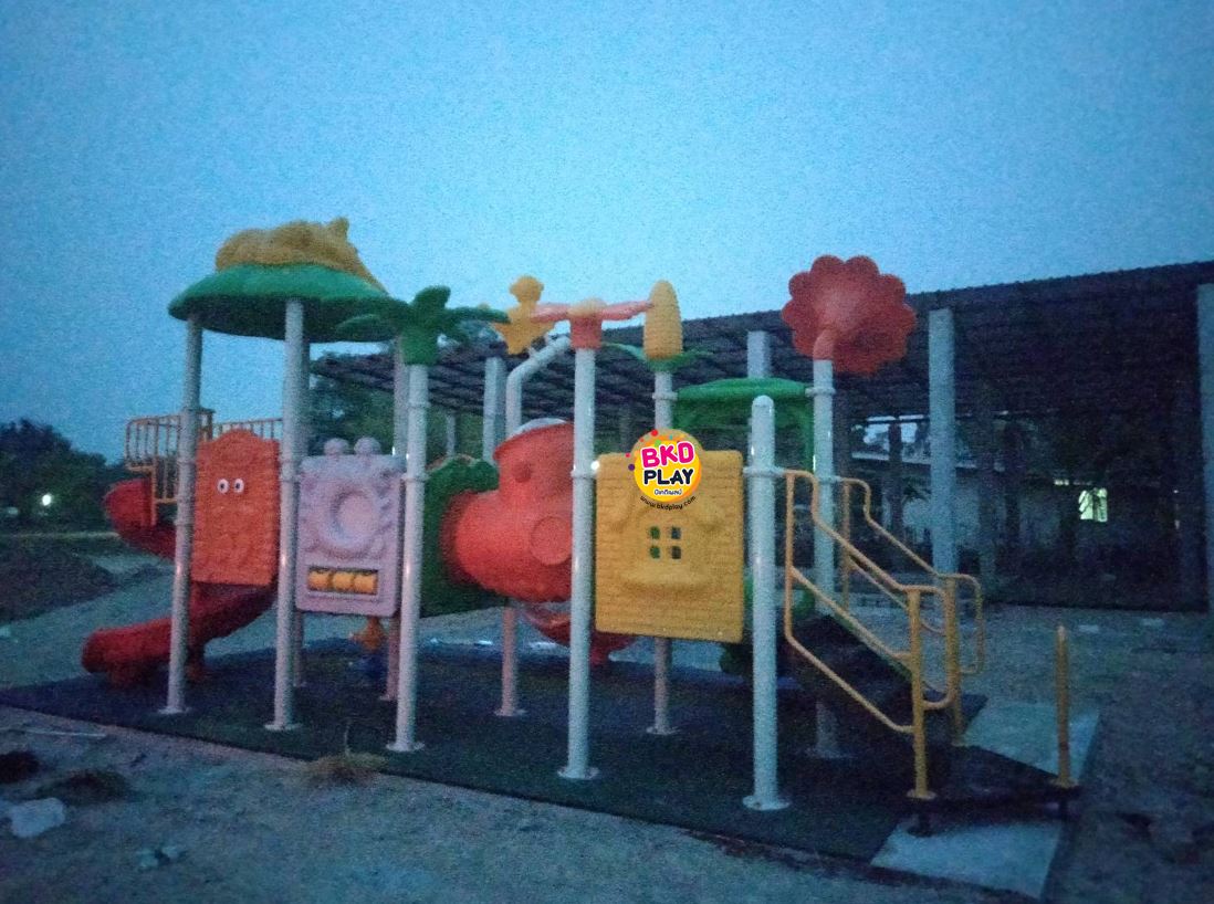 เครื่องเล่นสนามกลางแจ้ง ชุดสวนข้าวโพด สนามเด็กเล่น,ครุภัณฑ์สนามเด็กเล่น, สพฐ,โครงการโรงเรียนประชารัฐ