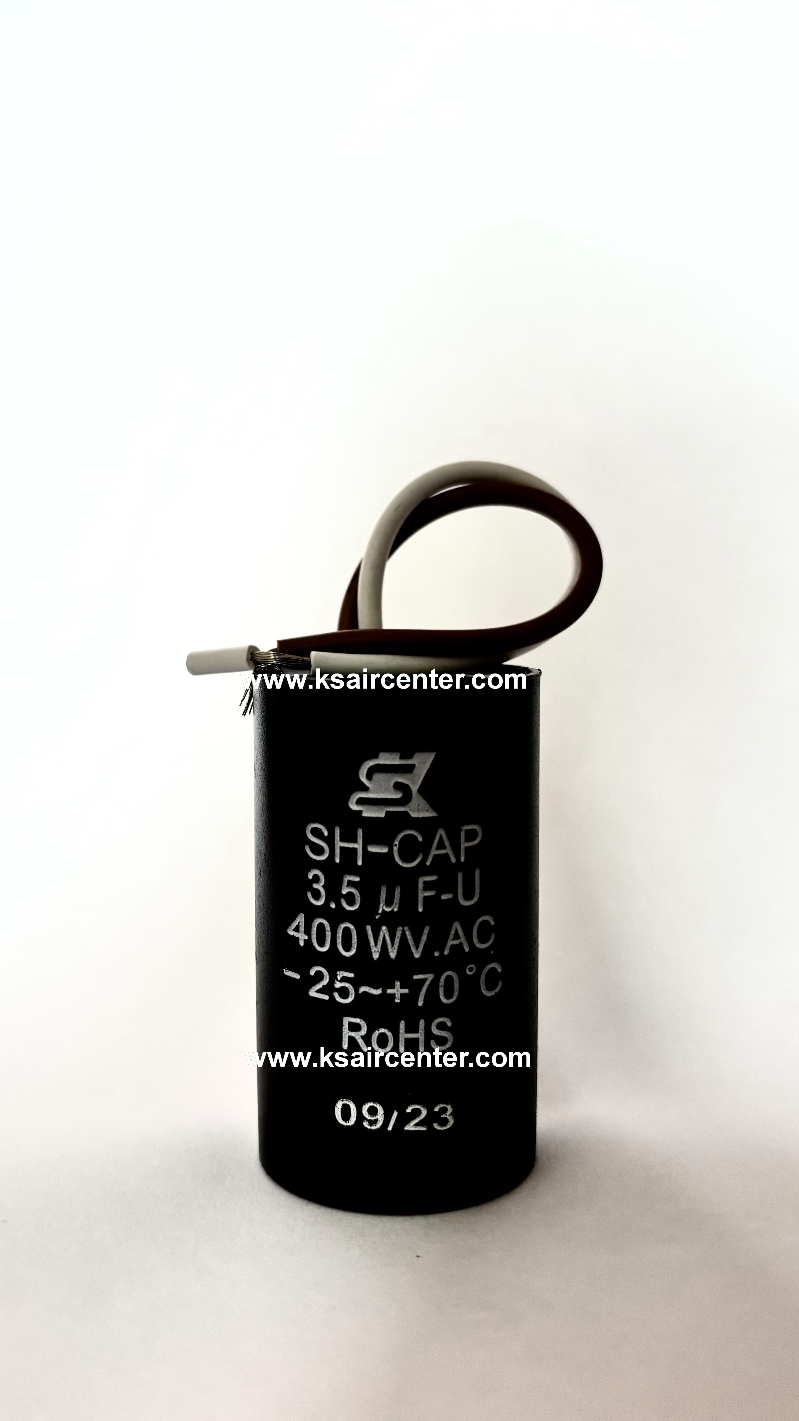 แคปพัดลม แบบกลม SK (ทรงกระบอก) ขนาด 3.5 MFD (รหัสสินค้า 013186)