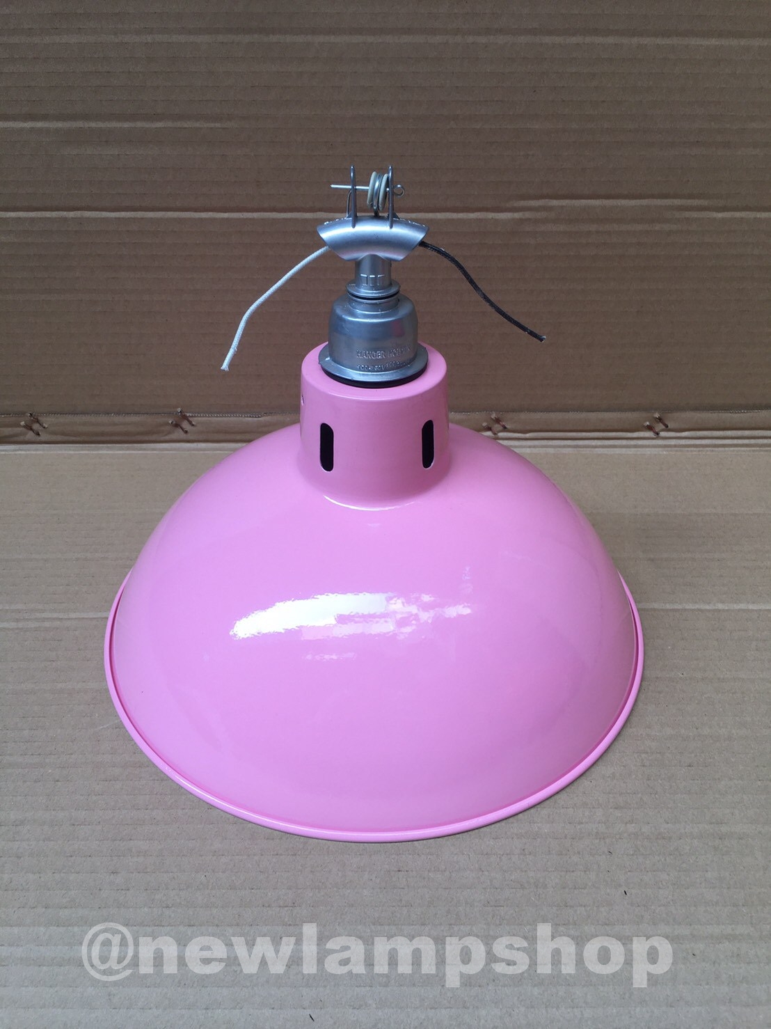 โคมฝาชีอลูมีเนียม สีเคลือบ 12” 7 สี สวยงามให้เลือกสรร (ราคาเฉพาะโคมฝาชี)