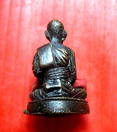 พระรูปหล่ออุดกริ่ง พระอธิการเหม็ก วัดหนองวัลย์เปรียง จ.สุพรรณบุรี