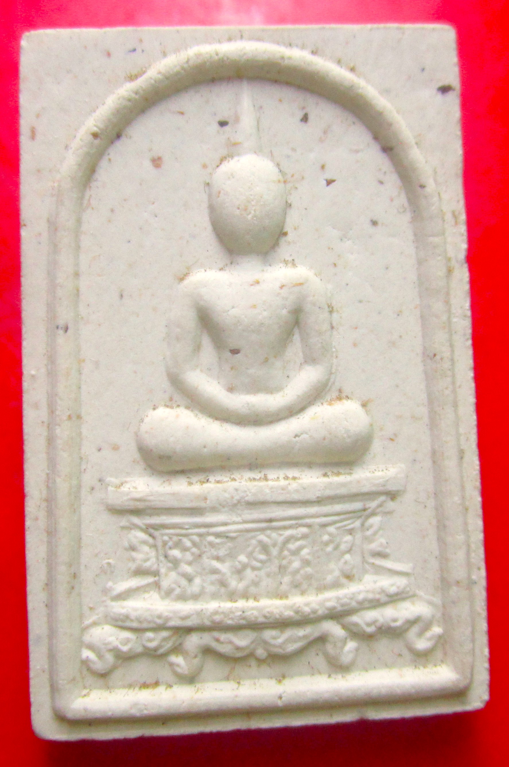 พระสมเด็จฐานจีน พระสมเด็จฮวดไช้ หลังลายเซ็นต์ พร้อมกล่อง พิธีดี