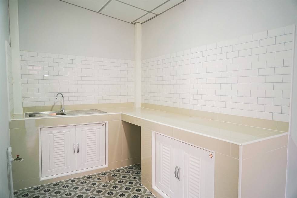 ขายพฤกษา21 ปรับปรุงใหม่ทั้งหลัง บ้านมุม สวยมาก ทำเลดีหน้าโครงการ ใกล้ตลาดบางใหญ่ นนทบุรี ขนาด 23.90 ตารางวา 2 ชั้น 3 ห้องนอน 2 ห้องน้ำ