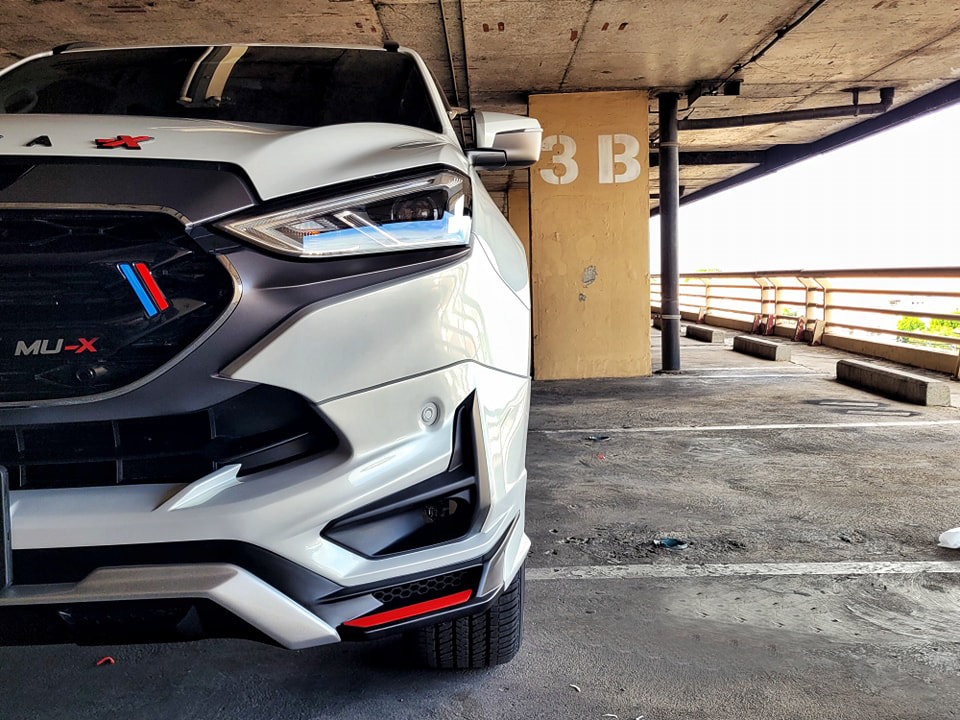 VAZOOMA-X VS Isuzu MU-X'2021-ปัจจุบัน [กับสเกิร์ตแตกแต่งอย่างสปอร์ตลงตัว รอคุณเป็นเจ้าของแล้วที่นี่]