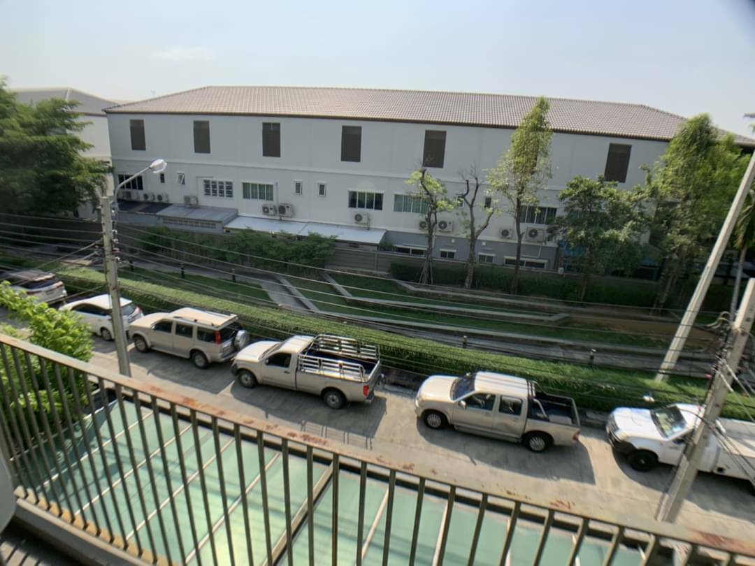 ขาย ทาวน์โฮม Patio พาทิโอ แจ้งวัฒนะ ( เมืองทอง ) 22 ตารางวา