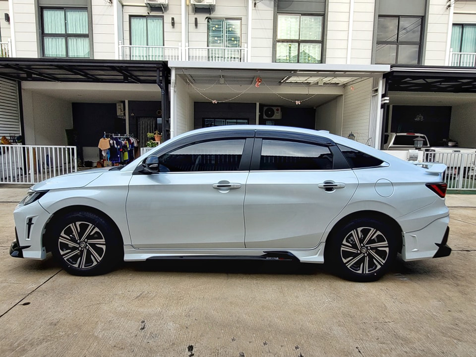 𝐃𝐫𝐢𝐯𝐞𝟔𝟖 𝐏𝐥𝐮𝐬 VS Toyota Yaris Ativ 4D 2022 [เพิ่มเติมความสวยล้ำเข้าไปแบบ++]