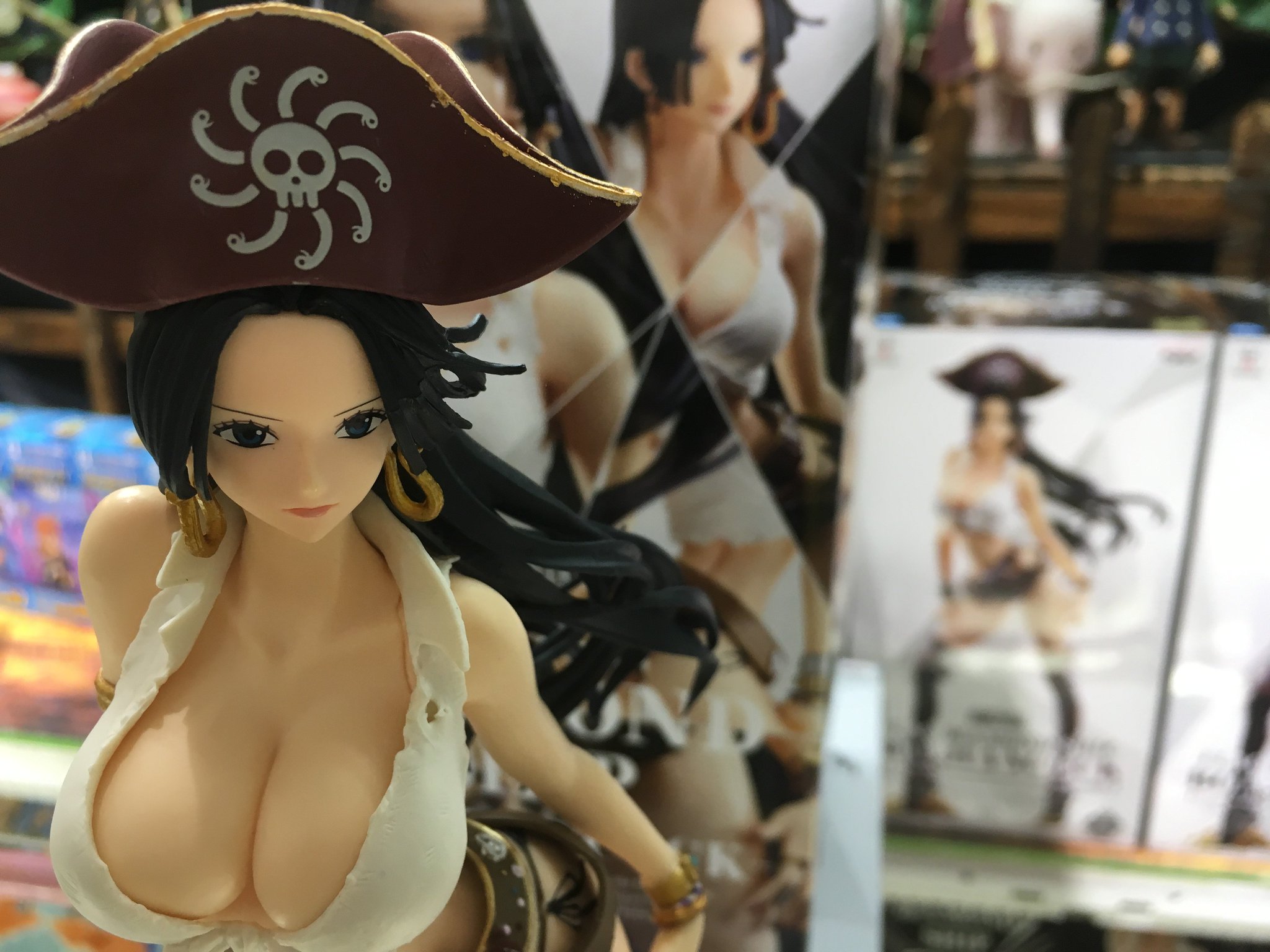Boa Hancock ของแท้ JP แมวทอง - Flag Diamond Ship Banpresto [โมเดลวันพีช]