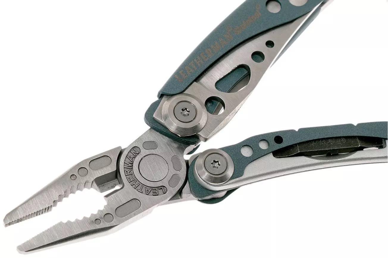 Skeletool Denim Peg
