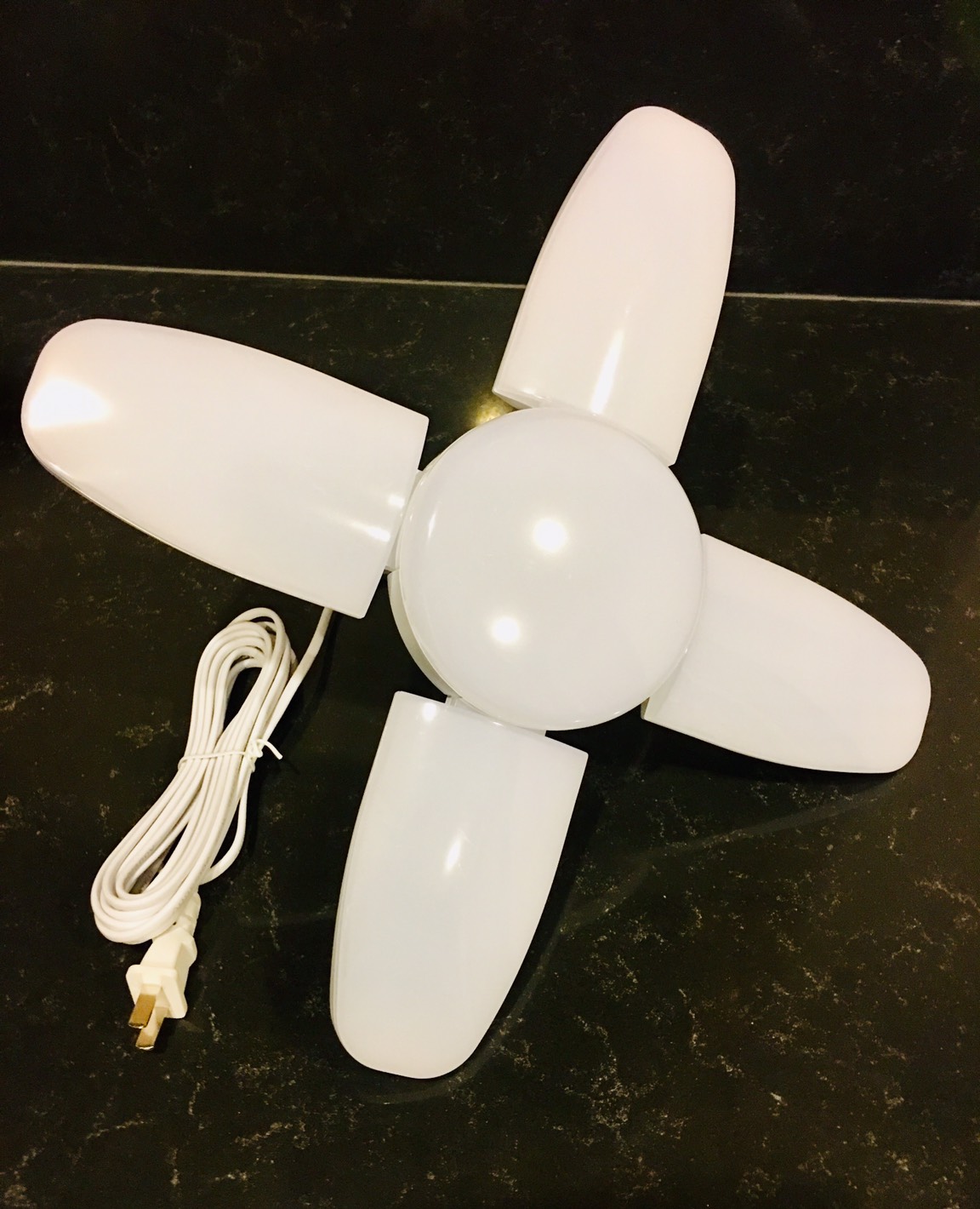 หลอดไฟLED ดอกไม้ 5 ดวง/ LED Deformable Lamp