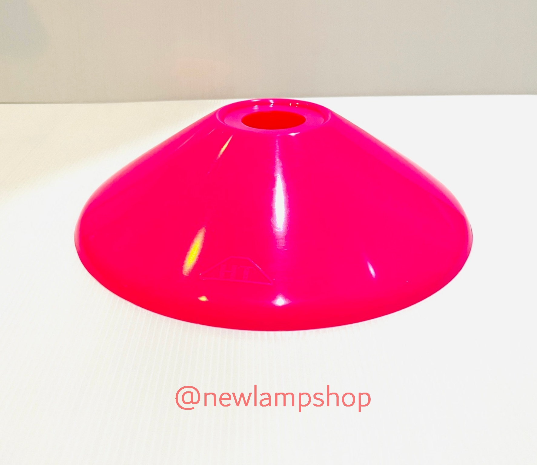 โคมไฟฝาชีพลาสติก 9" แบบหนา มี7สีให้เลือก (กรุณาระบุสีก่อนการสั่งซื้อ)