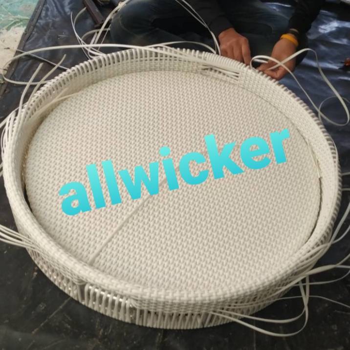 ถาดลอยน้ำหวายเทียม ทรงกลม 80ซม. สูง14ซม.หวายเทียม สำหรับใส่สำรับอาหาร หรือเครื่องดื่มเสริฟริมสระ หรือลอยในสระน้ำได้