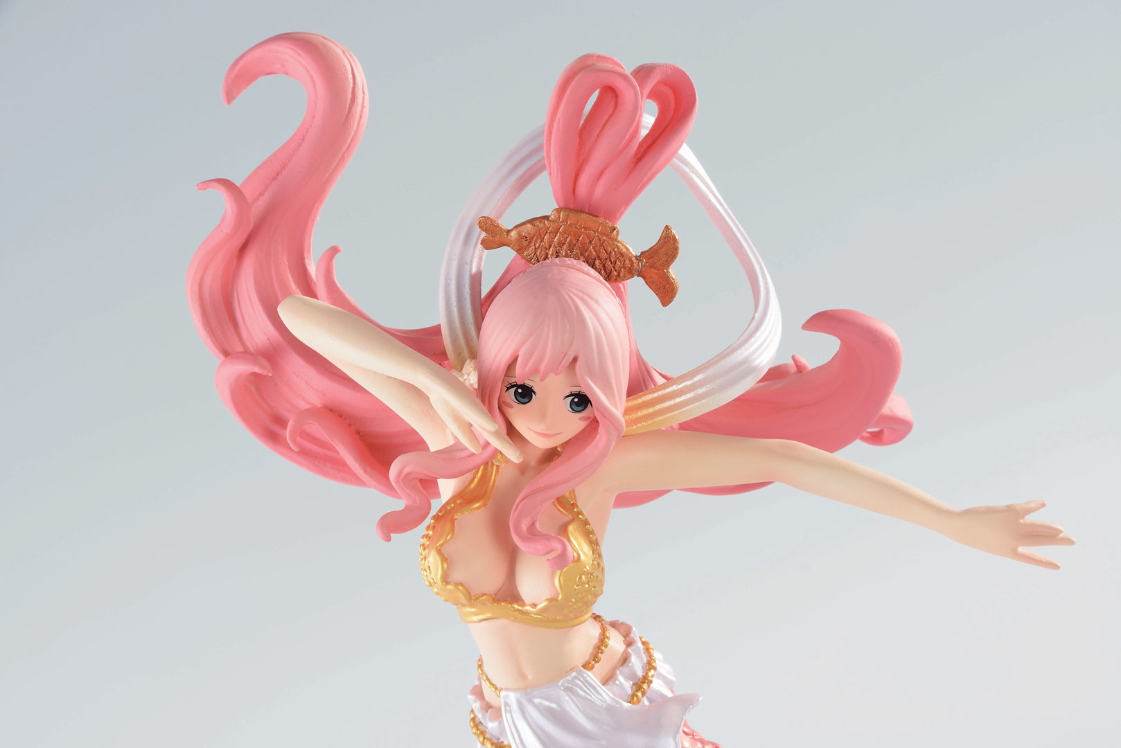 Shirahoshi ของแท้ JP แมวทอง - Banpresto World Figure Colosseum [โมเดลวันพีช]