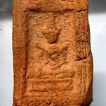 พระพุทธทรงเครื่อง เนื้อดิน หลัง เฉยนิ่ง พระดี พระไม่ทราบที่