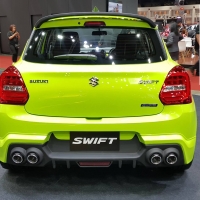 9Den&Ideo Speed Style สเกิร์ตหลัง1ชิ้น VS Suzuki Swift'18-ปัจจุบัน [สปอร์ตเหนือระดับลงตัวพร้อมแล้วที่จะก้าวไปกับคุณๆ]