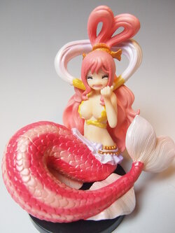 Shirahoshi Extra Version ของแท้ JP แมวทอง - Half Age Characters Bandai [โมเดลวันพีช]