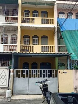 ให้เช่า ทาวน์โฮม 3ชั้น 15000 บาท ใกล้ BTS จรัญสนิทวงศ์ 13