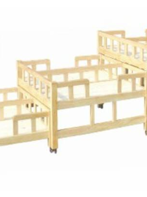เตียงเด็กมีไม้กัน ,เฟอร์นิเจอร์เด็ก ,ชั้นวางของไม้,ตู้ไม้, ชั้นวางของเด็ก, โรงเรียนอนุบาล, เนอสเซอรี่, ห้องเด็กเล่น, kidszone สินค้าสั่งนำเข้า ขนาด 130x140x83 ซม.