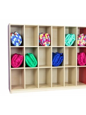 ชั้นเก็บกระเป๋าที่นอนเด็ก 18 ช่อง, ชั้นไม้, ตู้ไม้ เฟอร์นิเจอร์เด็ก, สำหรับโรงเรียน ศูนย์พัฒนาเด็กเล็ก