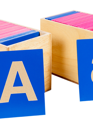 บัตรอักษรกระดาษทราย เอบีพิมพ์ใหญ่ หรือ พิมพ์เล็ก(ราคาต่อแบบ), ของเล่นไม้, ของเล่นเสริมพัฒนาการ, ของเล่น,สื่อการสอนปฐมวัย