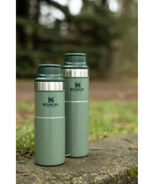 Trigger-Action Travel Mug 20Oz Hammertone Green